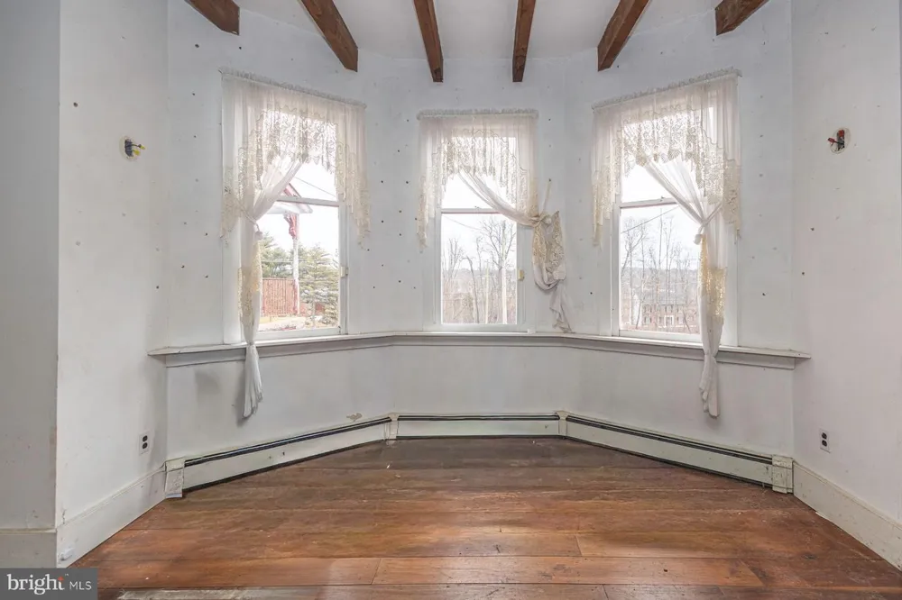 4099 CURLY HILL ROAD Doylestown, PA 18902