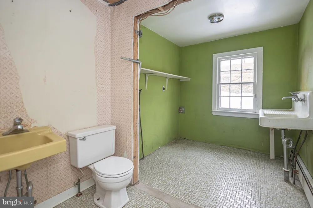 4099 CURLY HILL ROAD Doylestown, PA 18902