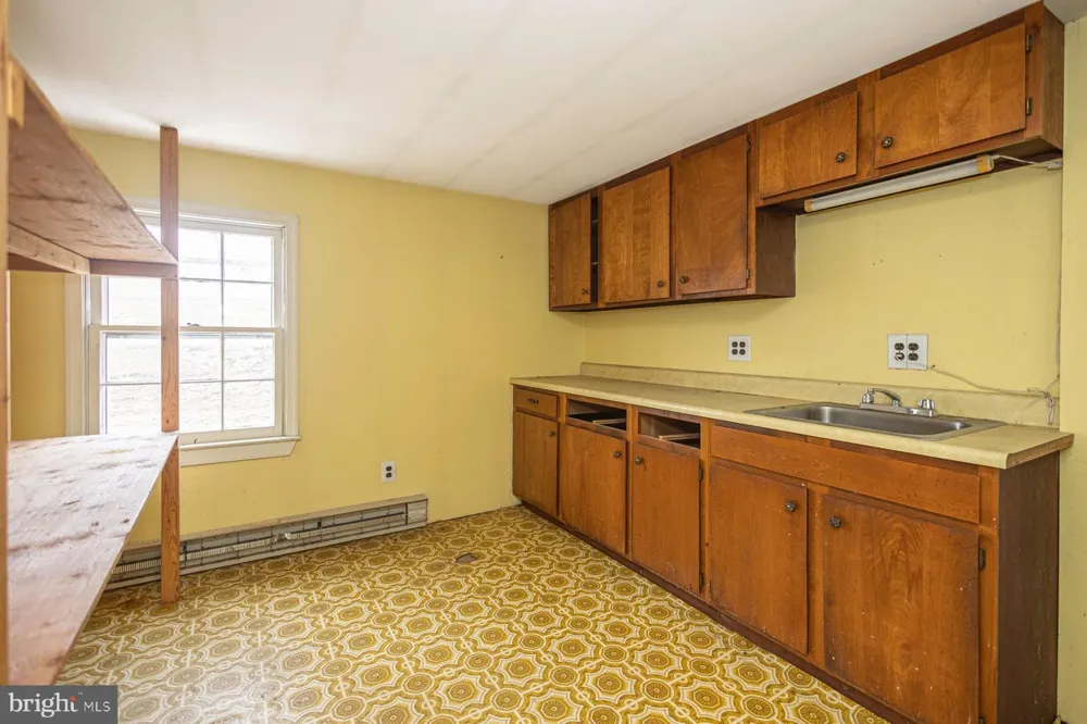 4099 CURLY HILL ROAD Doylestown, PA 18902