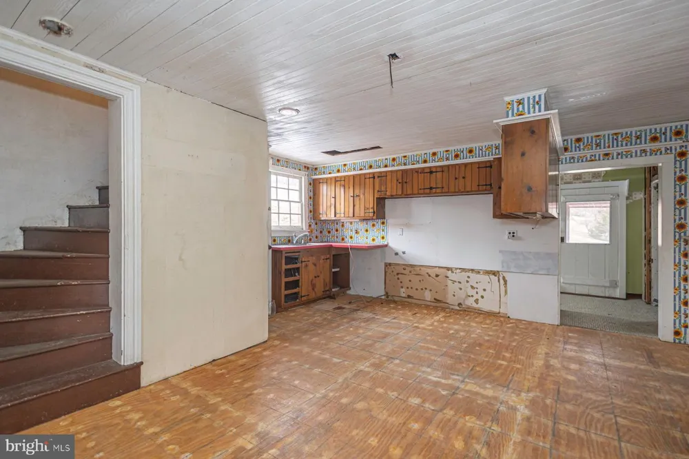 4099 CURLY HILL ROAD Doylestown, PA 18902