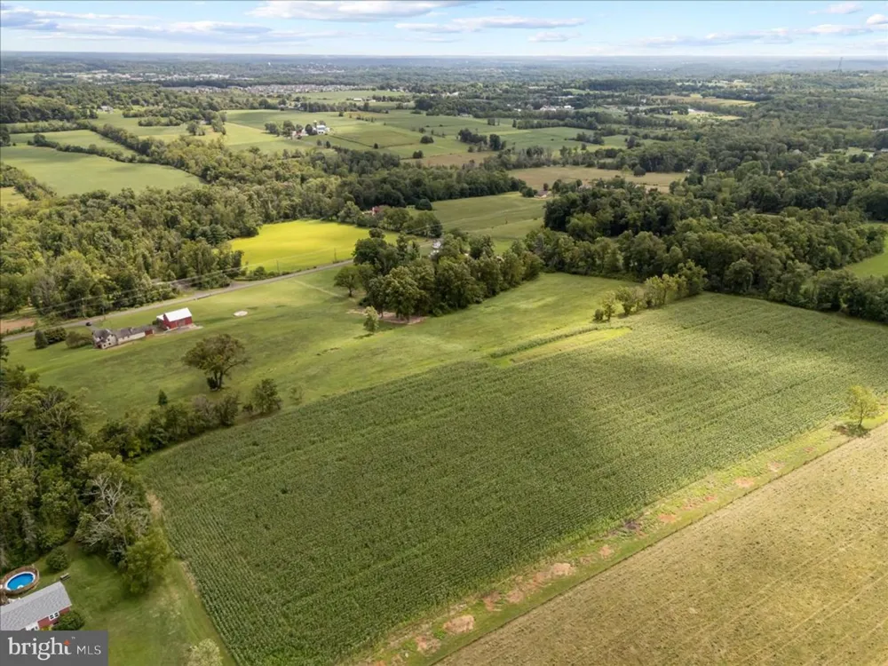 4099 CURLY HILL ROAD Doylestown, PA 18902