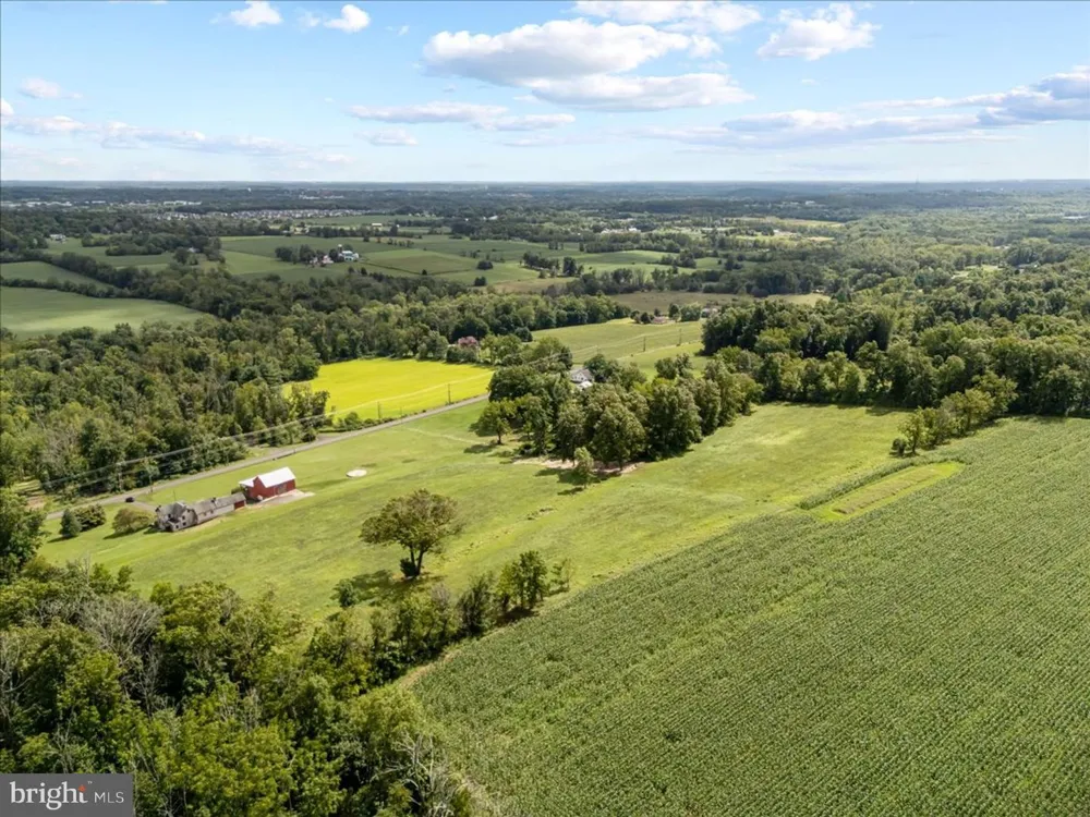 4099 CURLY HILL ROAD Doylestown, PA 18902