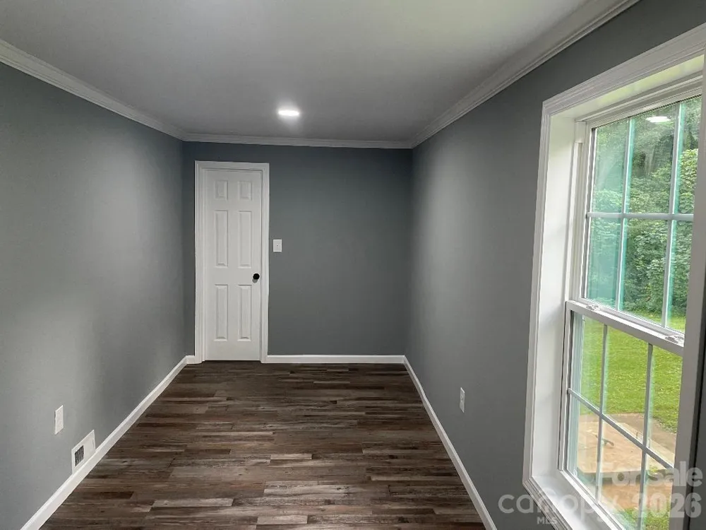 3900 Cook Road Valdese, NC 28690