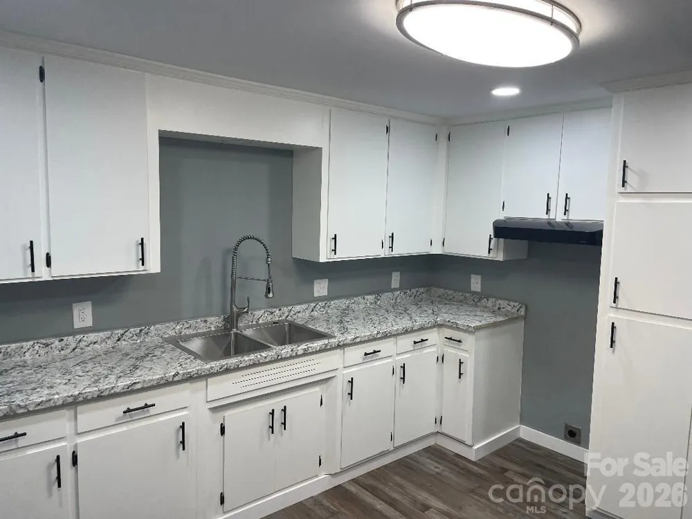 3900 Cook Road Valdese, NC 28690