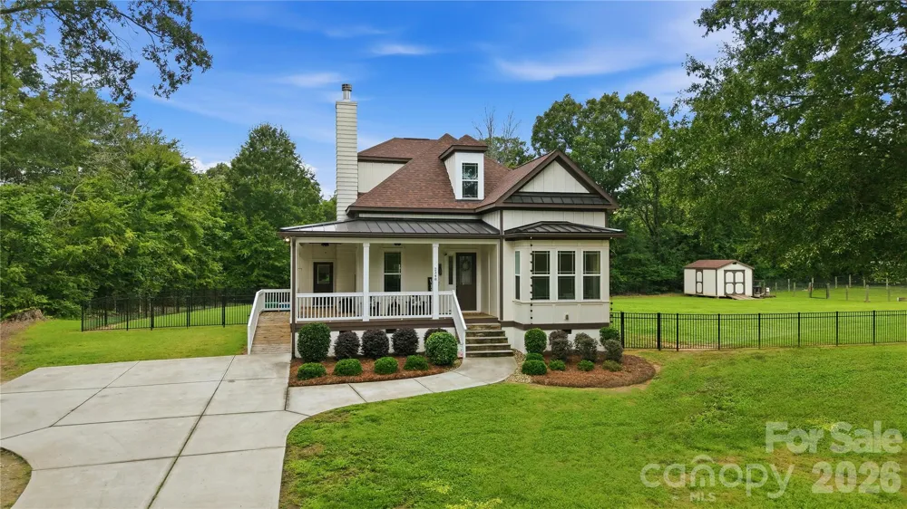 2348 Oak Grove Circle Midland, NC 28107