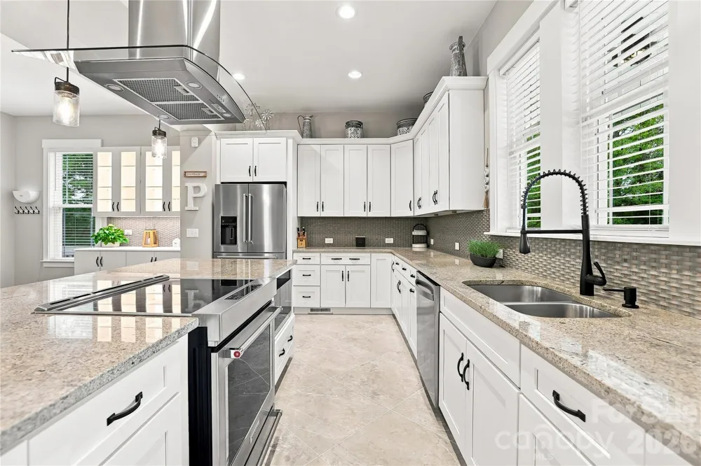 2348 Oak Grove Circle Midland, NC 28107