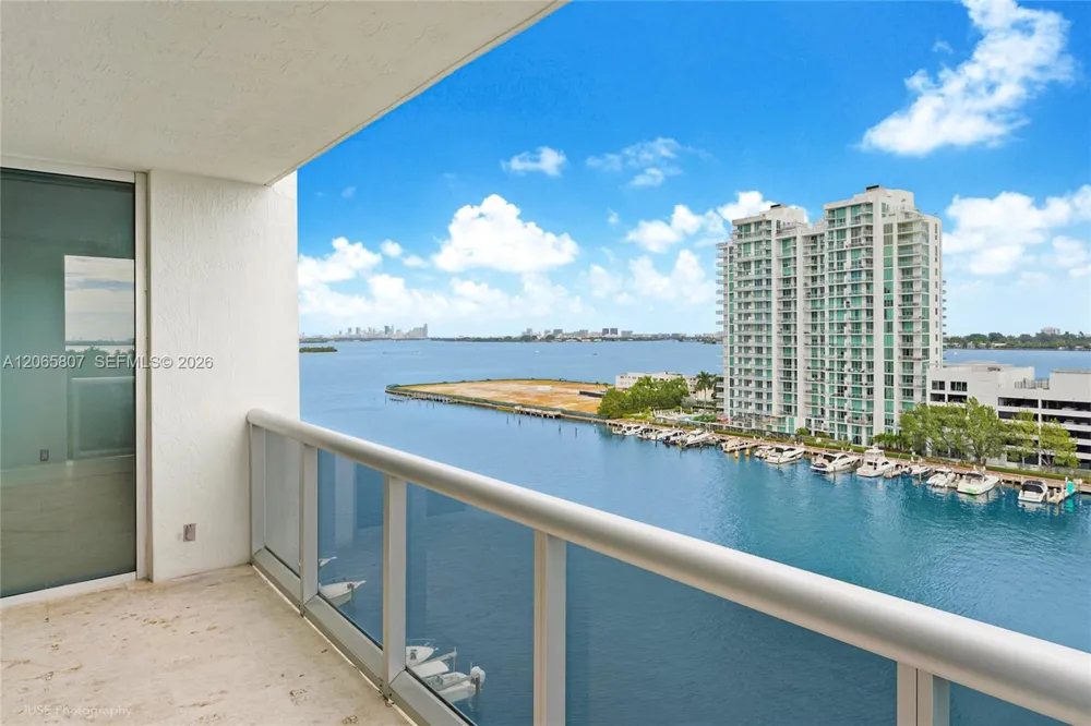 7929 West Dr #1001 North Bay Village, FL 33141