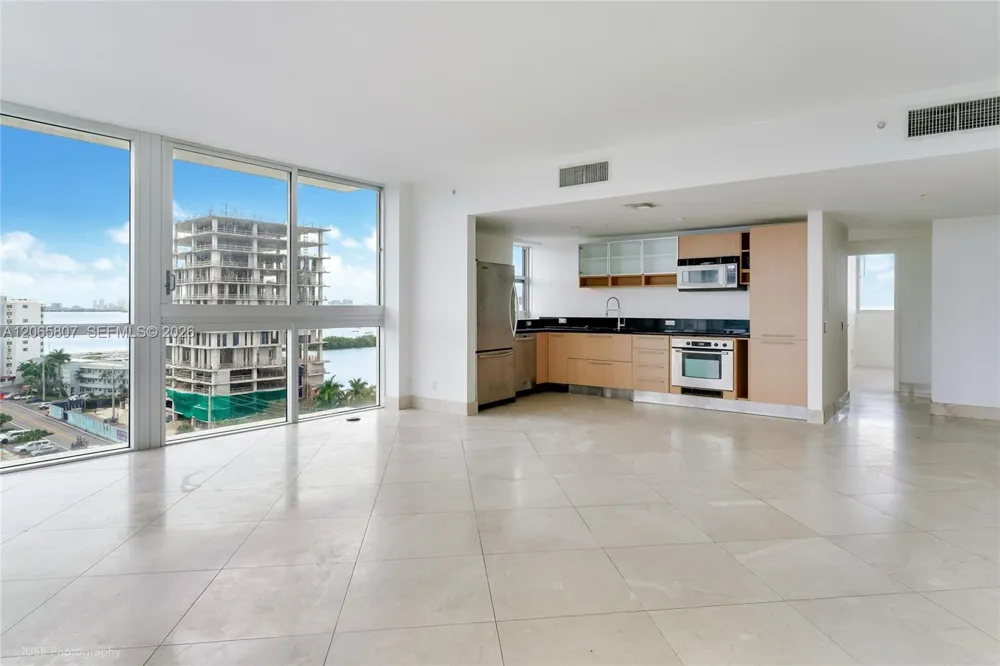 7929 West Dr #1001 North Bay Village, FL 33141