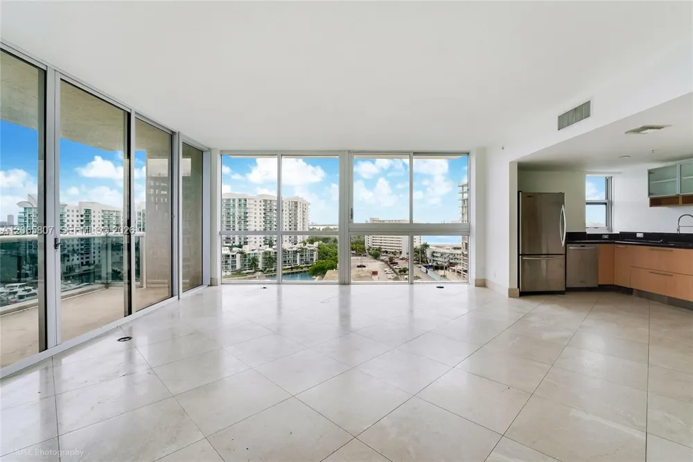 7929 West Dr #1001 North Bay Village, FL 33141