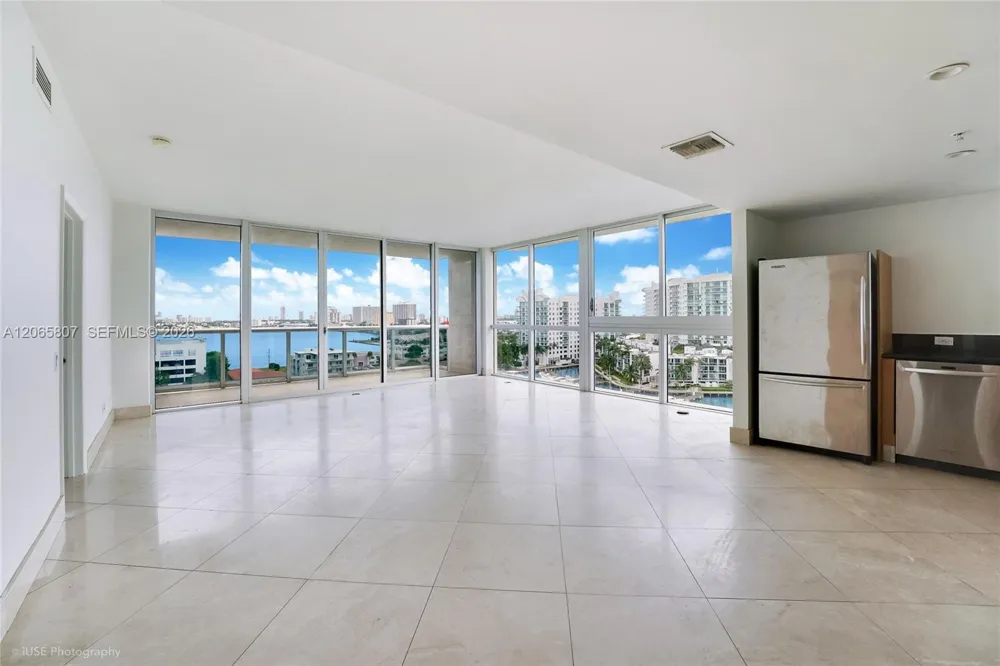 7929 West Dr #1001 North Bay Village, FL 33141