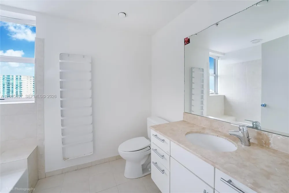 7929 West Dr #1001 North Bay Village, FL 33141