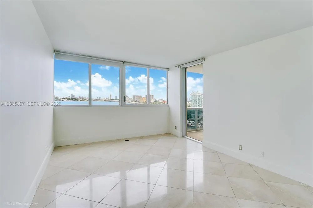 7929 West Dr #1001 North Bay Village, FL 33141