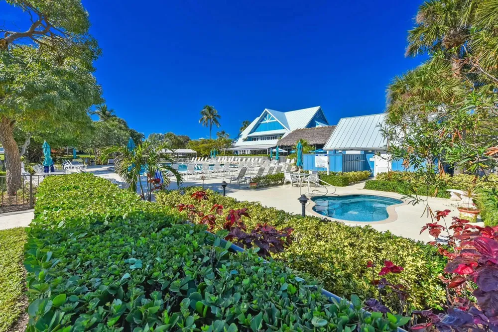 353 S US Hwy 1 #B306 Jupiter, FL 33477