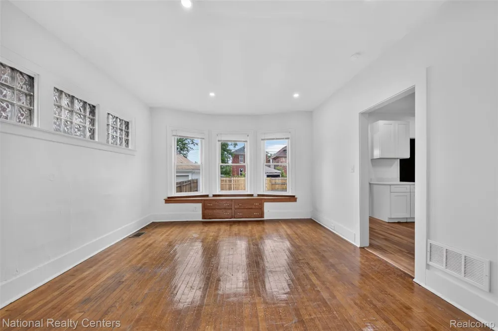 4096 Vicksburg Street Detroit City, MI 48204