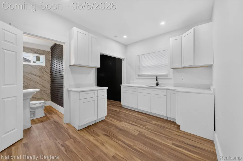 4096 Vicksburg Street Detroit City, MI 48204