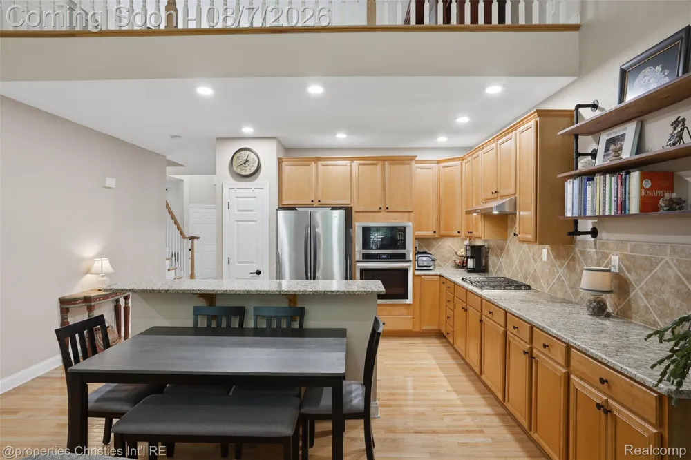 49674 Timber Trail Novi City, MI 48374