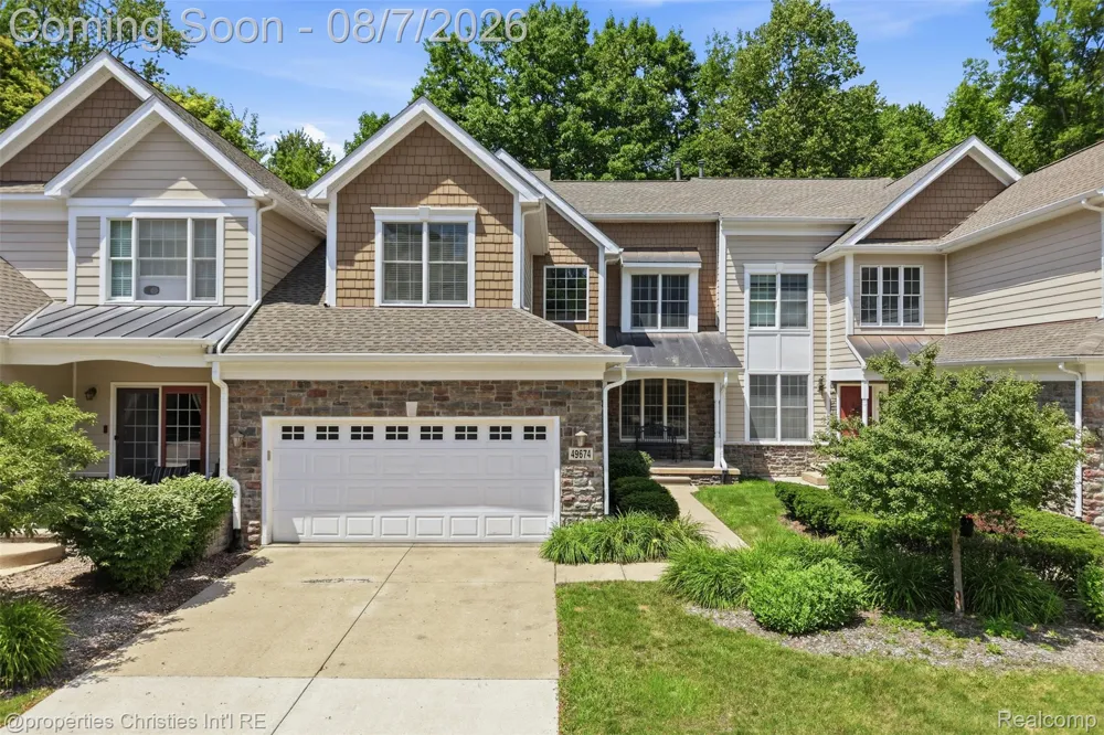 49674 Timber Trail Novi City, MI 48374