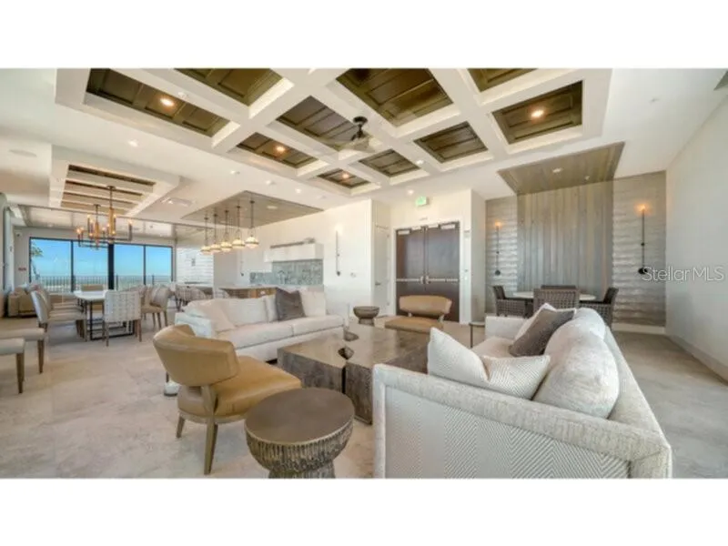 33 S PALM AVENUE #904 Sarasota, FL 34236
