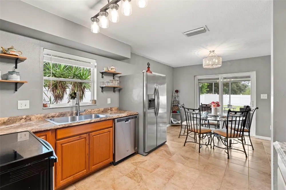 503 DOROTHY CIRCLE Eustis, FL 32726