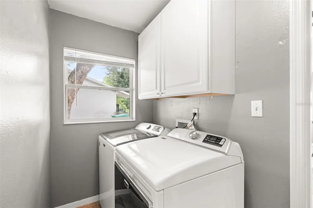 503 DOROTHY CIRCLE Eustis, FL 32726