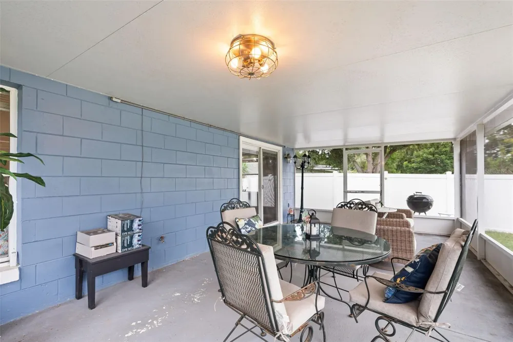 503 DOROTHY CIRCLE Eustis, FL 32726