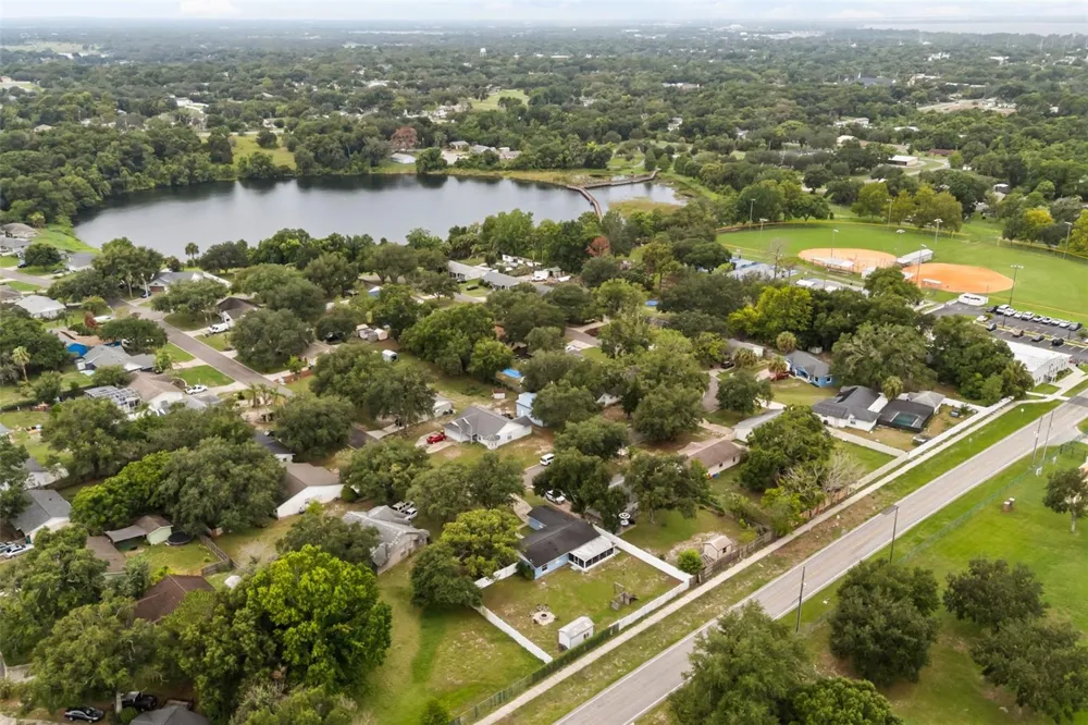 503 DOROTHY CIRCLE Eustis, FL 32726