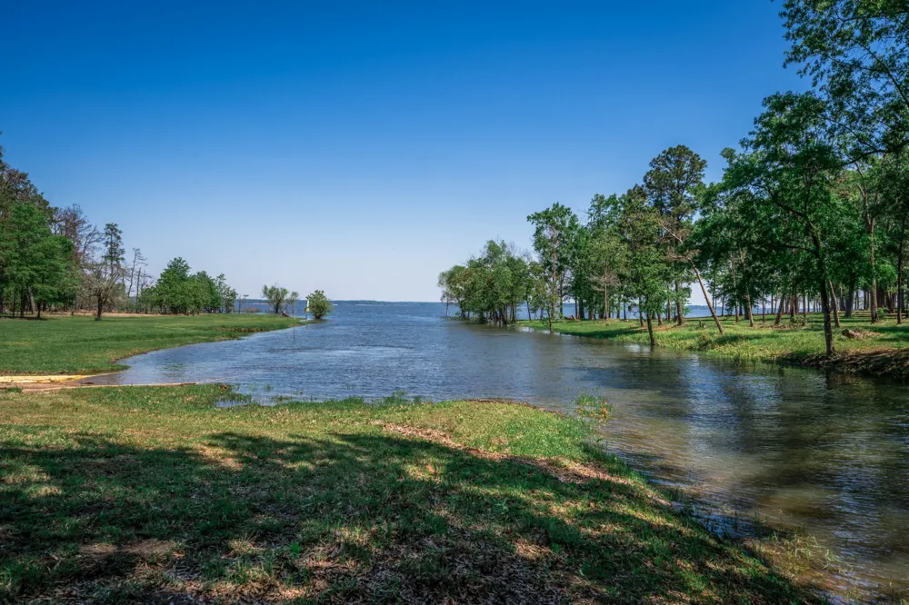 281 Moses Street Zavalla, TX 75980
