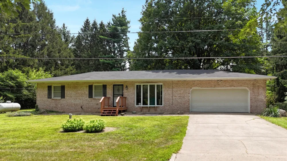 30417 US-12 Niles, MI 49120