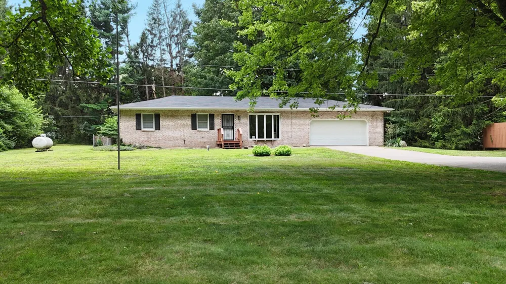 30417 US-12 Niles, MI 49120