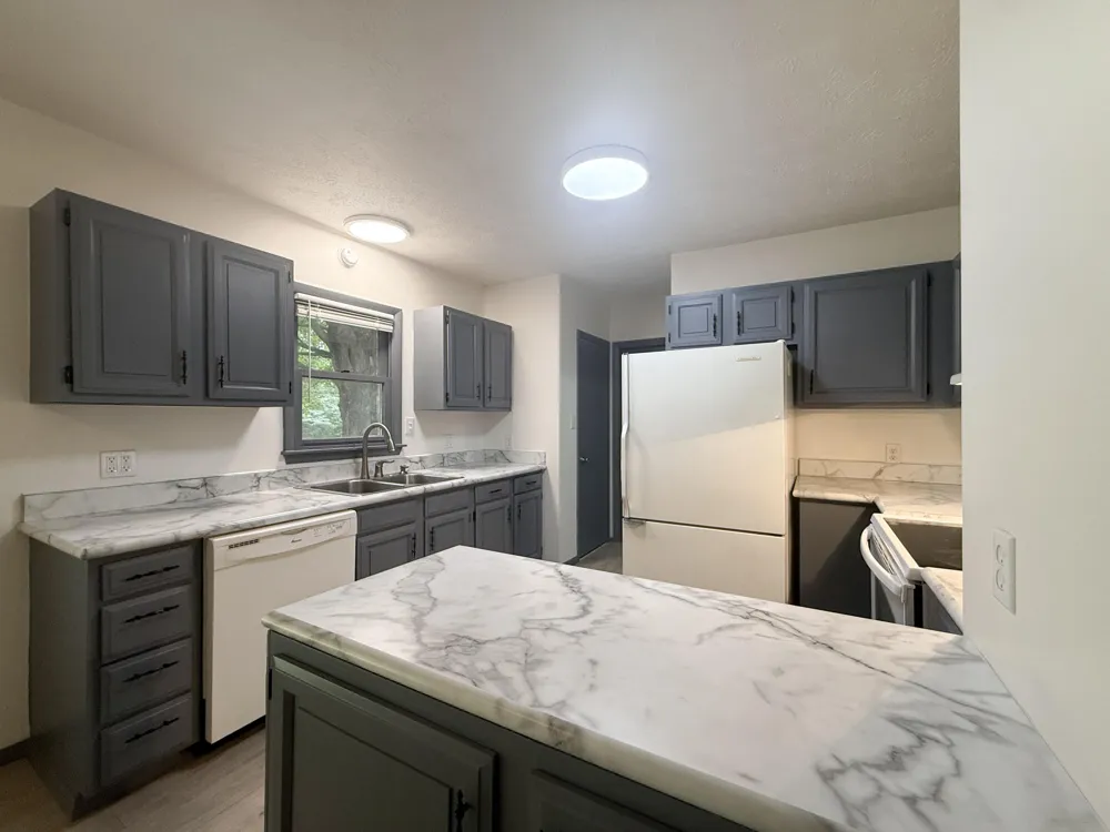 30417 US-12 Niles, MI 49120