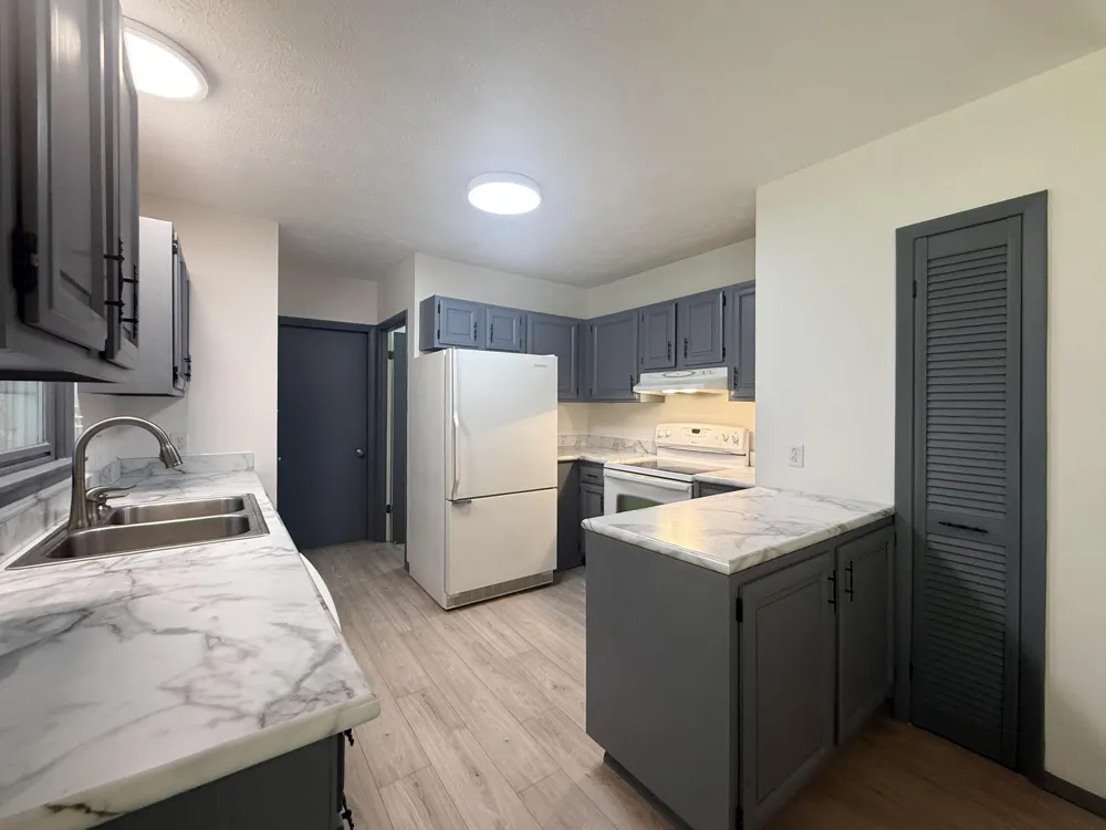 30417 US-12 Niles, MI 49120