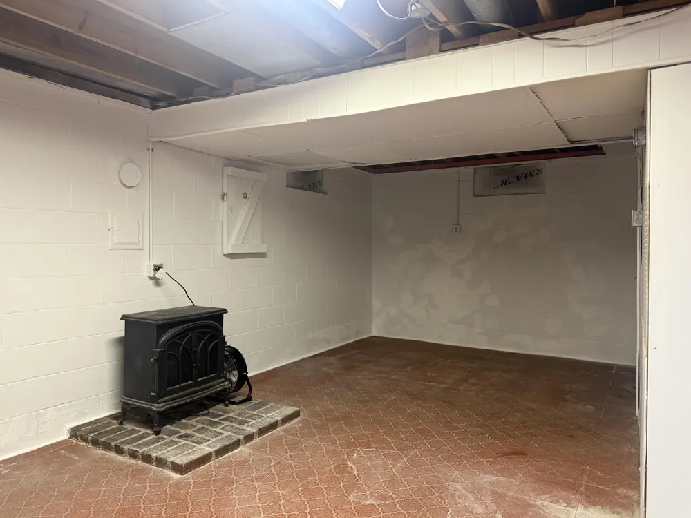 30417 US-12 Niles, MI 49120