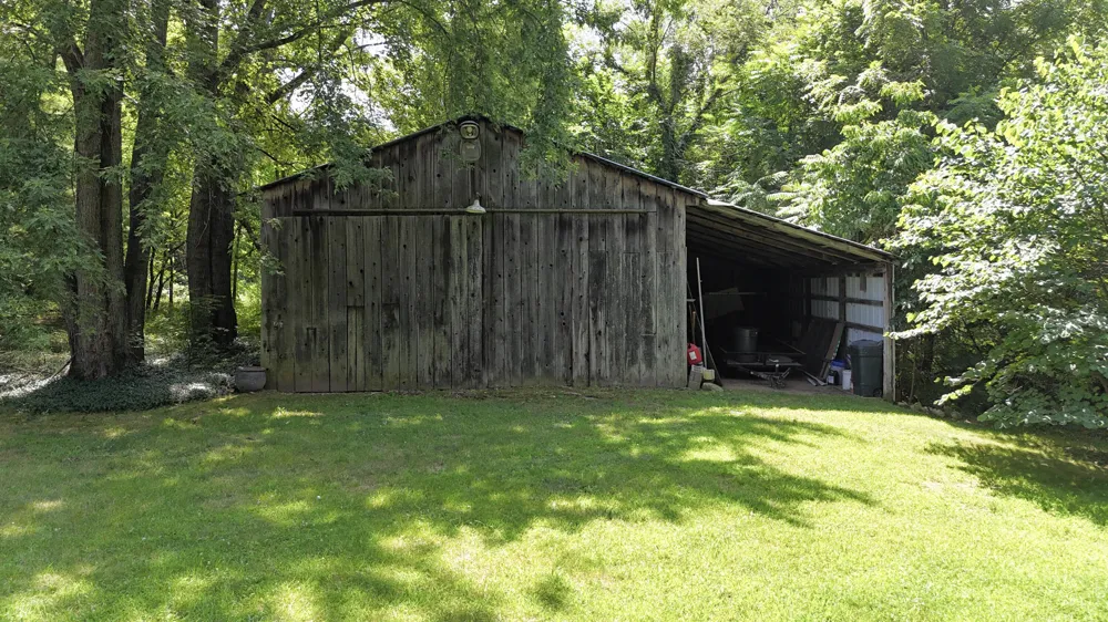 30417 US-12 Niles, MI 49120