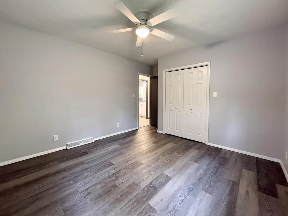 30417 US-12 Niles, MI 49120