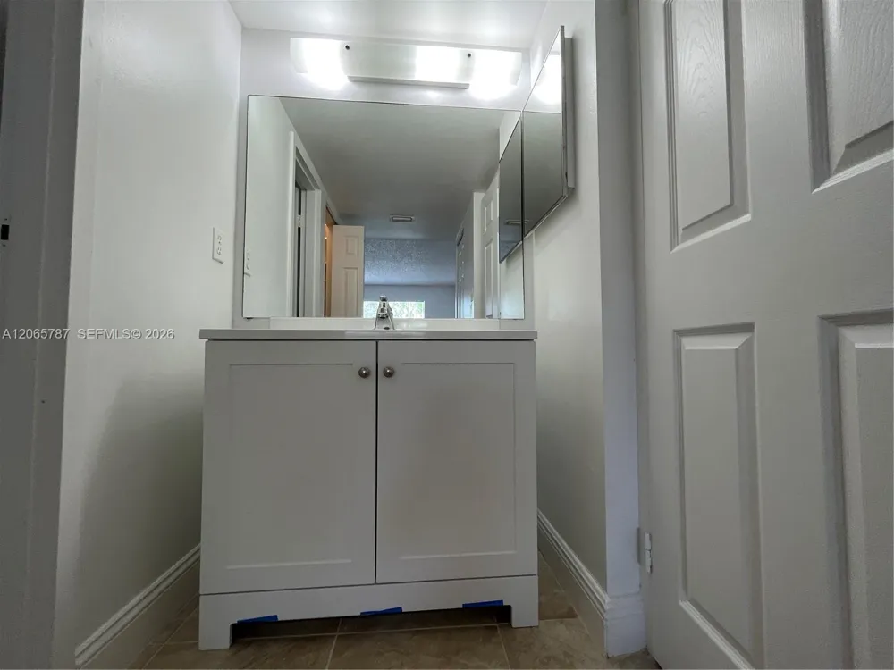 4334 NW 9th Ave #9-3G Deerfield Beach, FL 33064