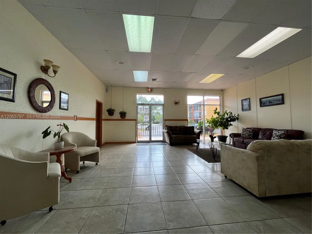 4334 NW 9th Ave #9-3G Deerfield Beach, FL 33064