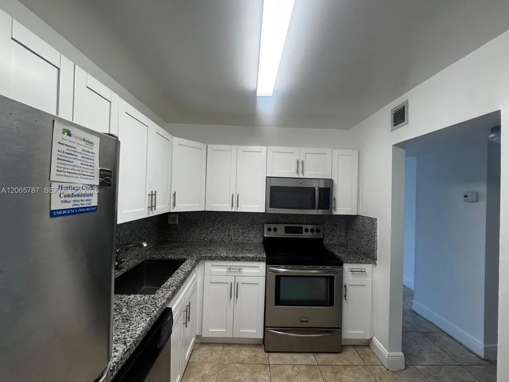 4334 NW 9th Ave #9-3G Deerfield Beach, FL 33064