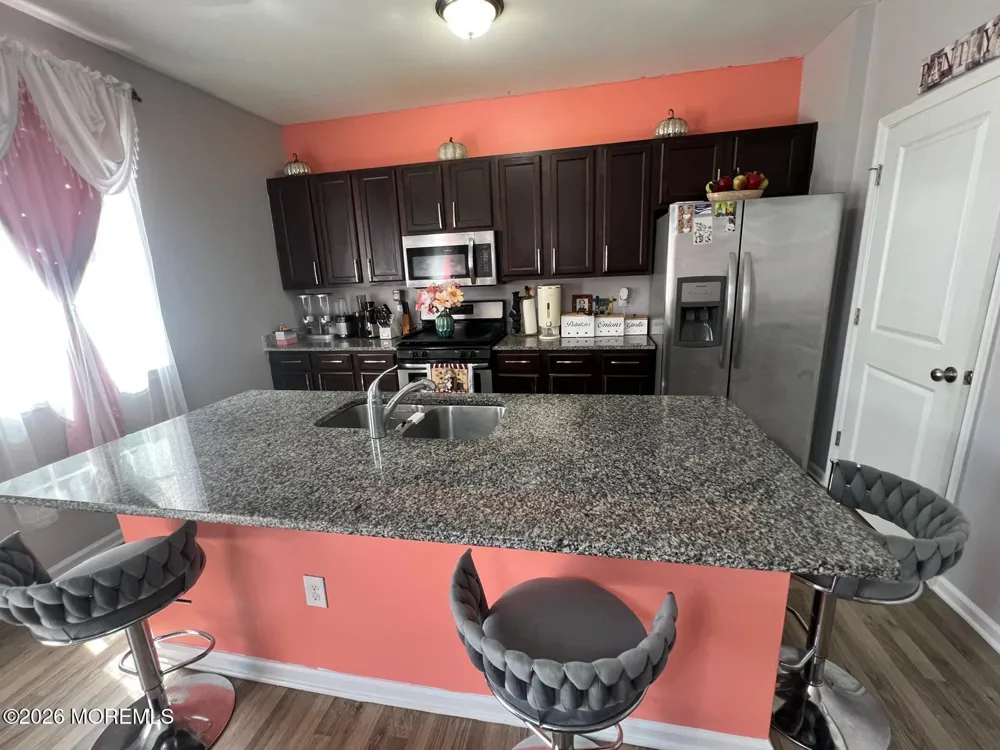 9 Tradewinds Avenue Barnegat, NJ 08005