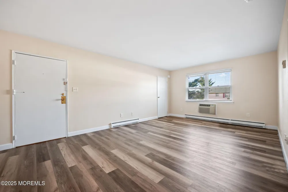 175 Buckelew Avenue #BLDG 1 - Apt 8 Jamesburg, NJ 08831