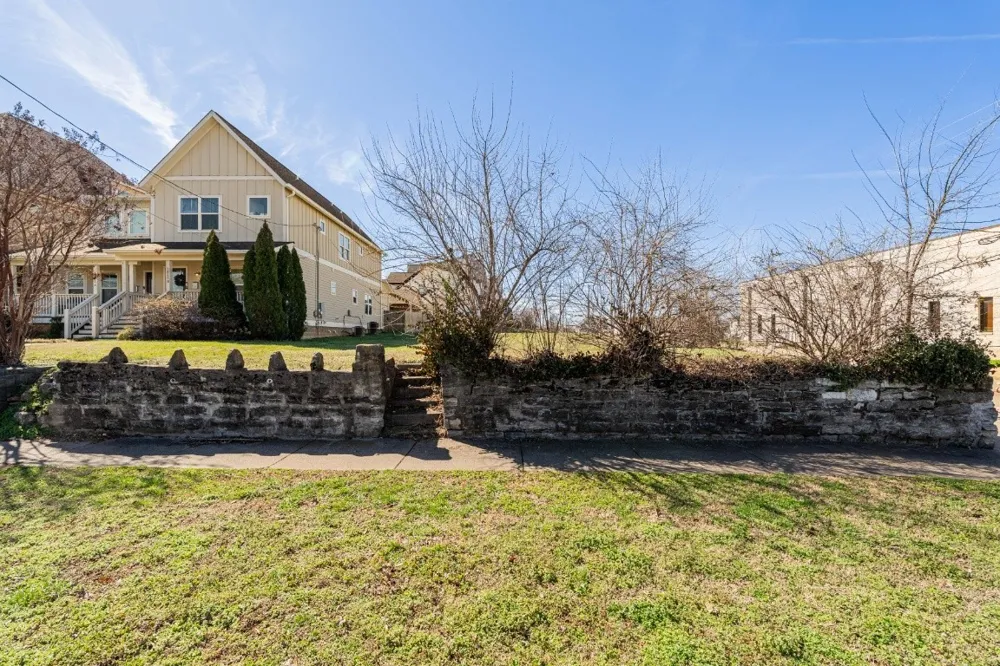 1413 Arthur Ave Nashville, TN 37208