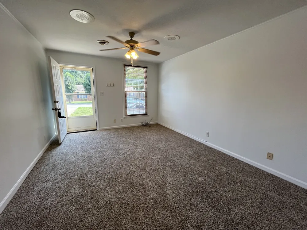 3089 Woody Ln Clarksville, TN 37043