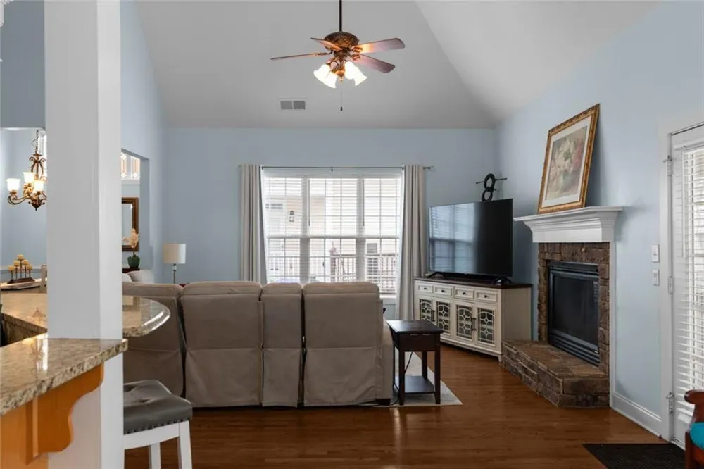 105 Camford Stone Path Fayetteville, GA 30214