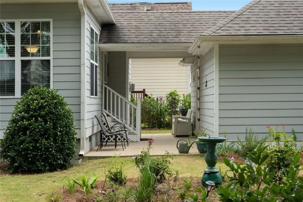 105 Camford Stone Path Fayetteville, GA 30214