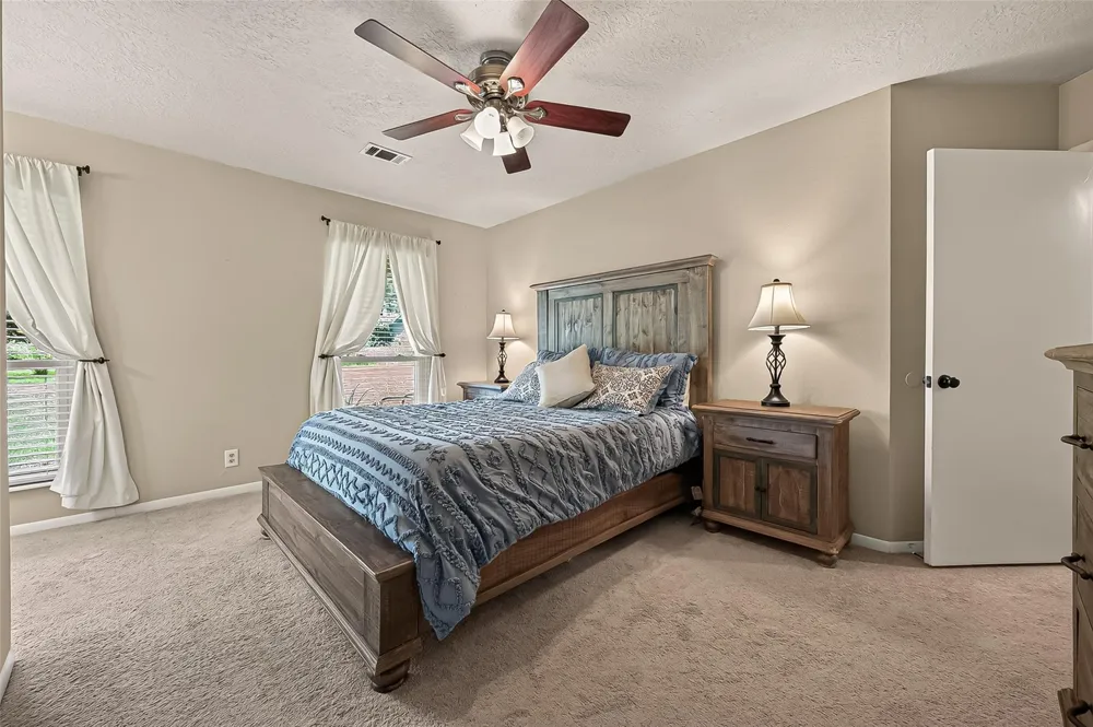 12202 Coachman Lane Pinehurst, TX 77362