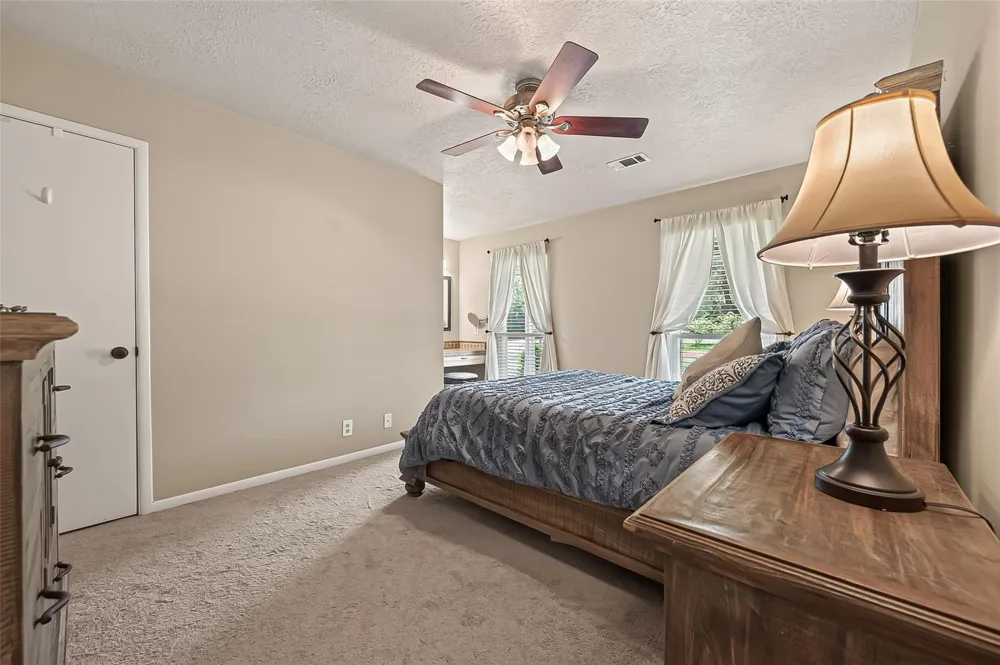 12202 Coachman Lane Pinehurst, TX 77362