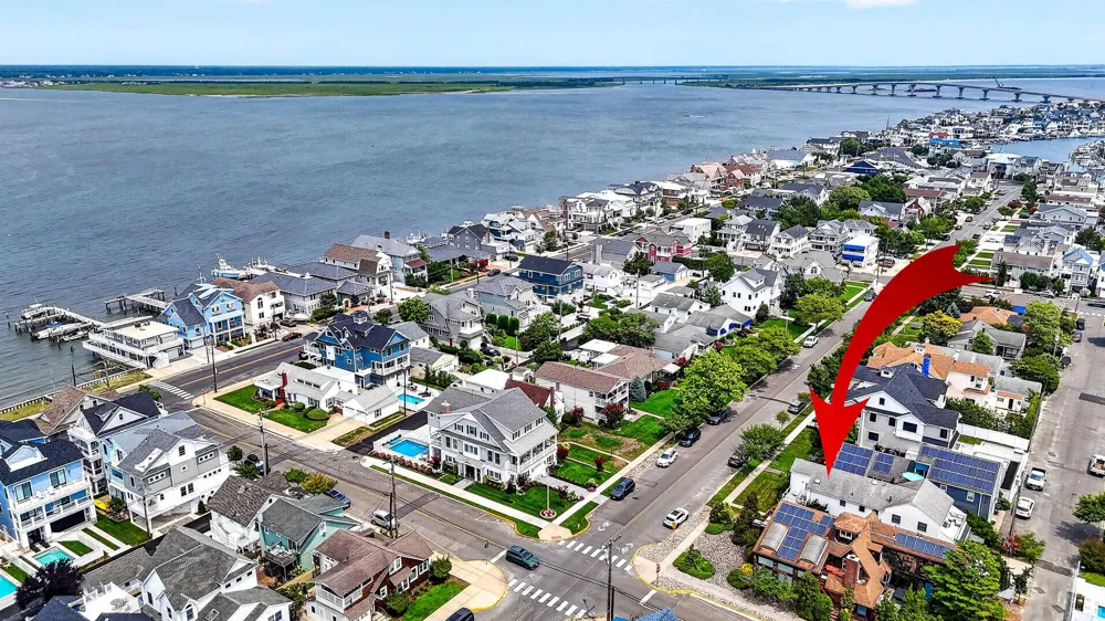 31 Simpson Avenue Ocean City, NJ 08226
