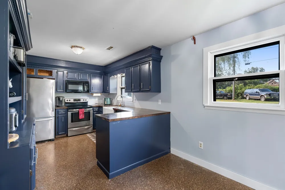 2639 Eugene Reed Rd Woodbury, TN 37190