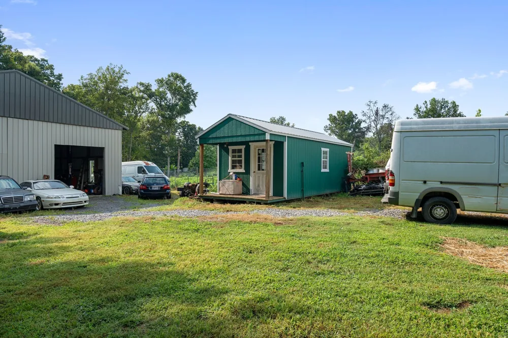 2639 Eugene Reed Rd Woodbury, TN 37190