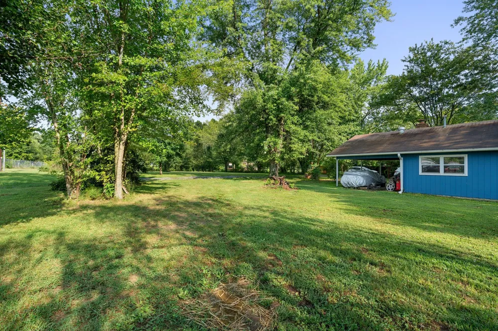2639 Eugene Reed Rd Woodbury, TN 37190