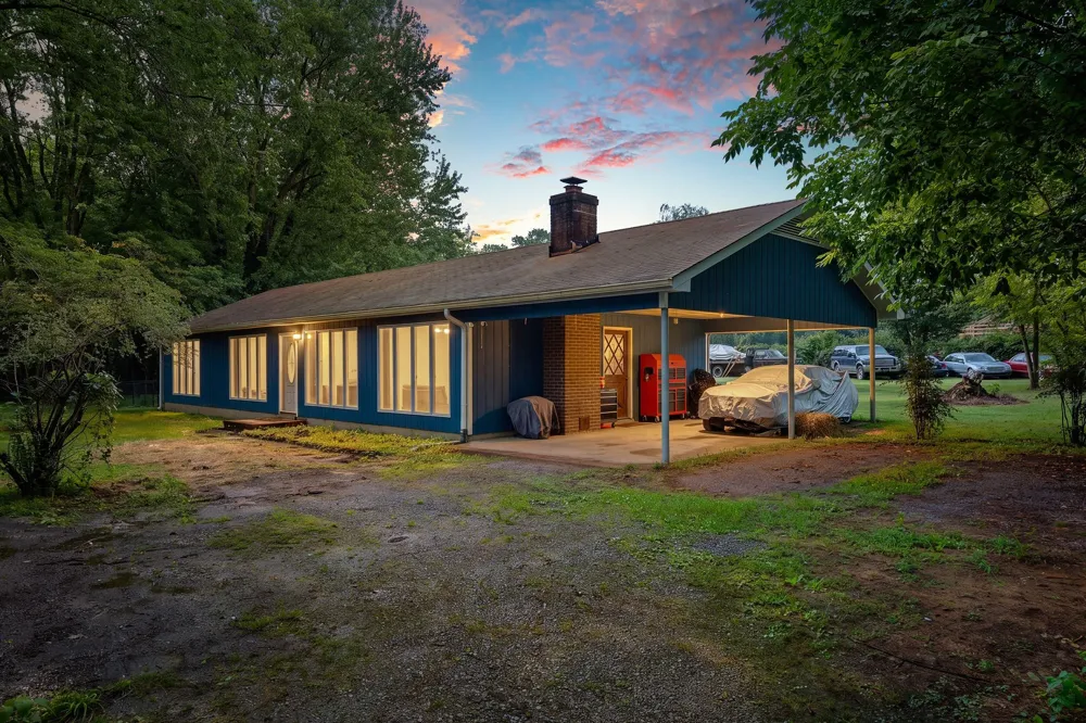 2639 Eugene Reed Rd Woodbury, TN 37190